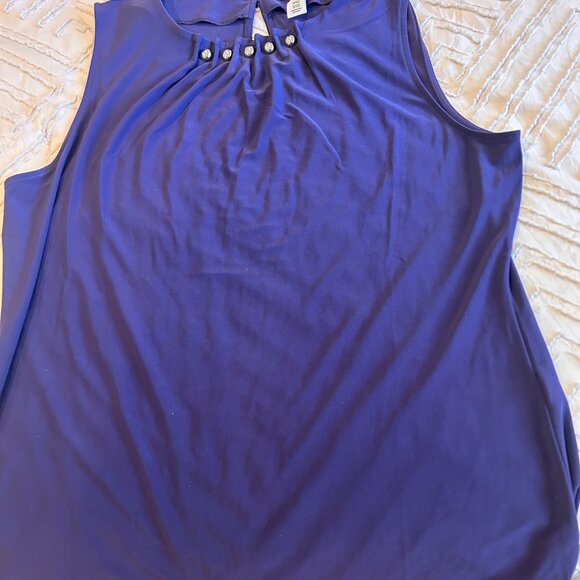 White House Black Market Top Size XL - Picture 2 of 5